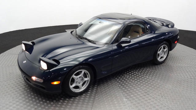 This Is What A Pristine Mazda RX-7 FD With 9,500 Miles Looks Like