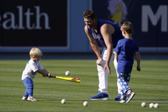 Los Angeles Dodgers Clayton Kershaw Black Replica Youth Pitch