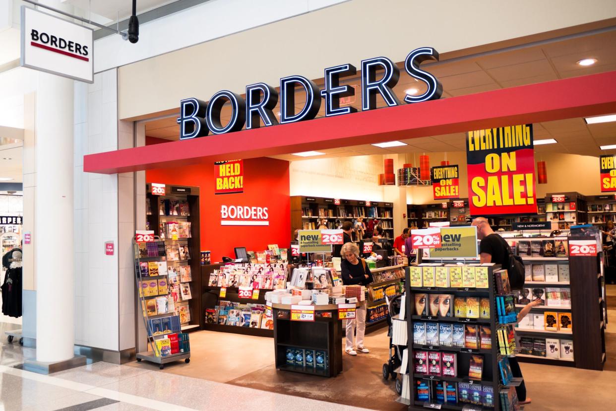 borders books storefront