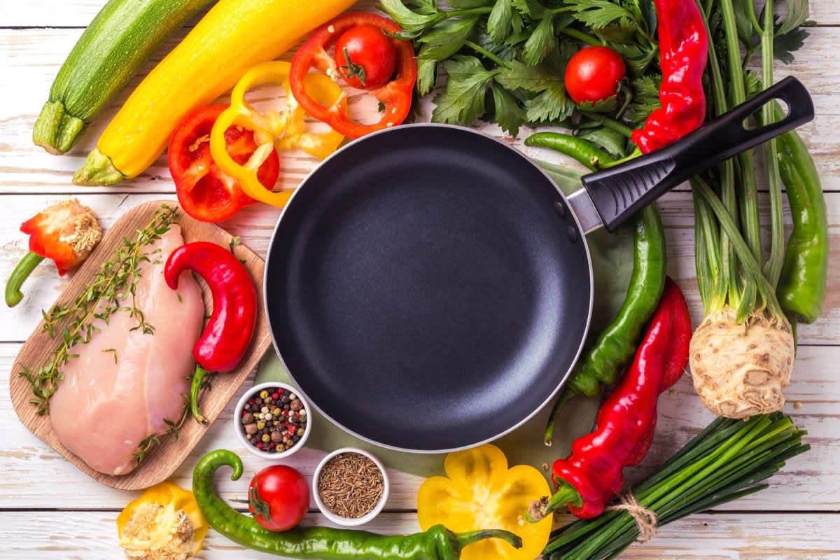 Do you know why most kitchen pans have a hole in their handle?