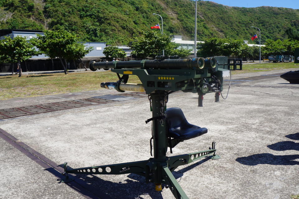 ▲海軍陸戰隊展示雙聯裝刺針防空飛彈。（圖／記者呂炯昌攝）