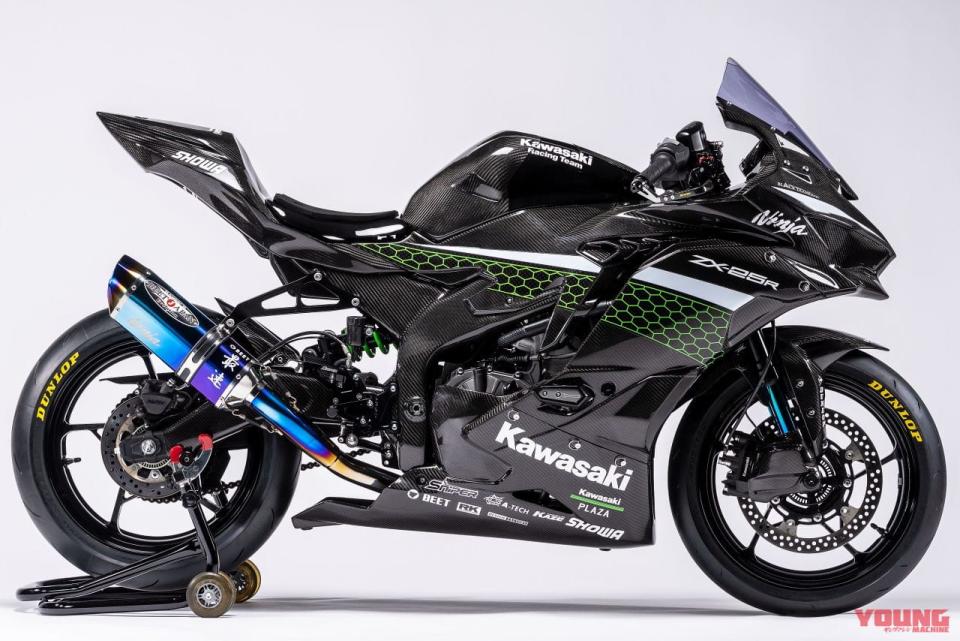 21Ninja_ZX-25R_Racer_Data_photos_RGB-3