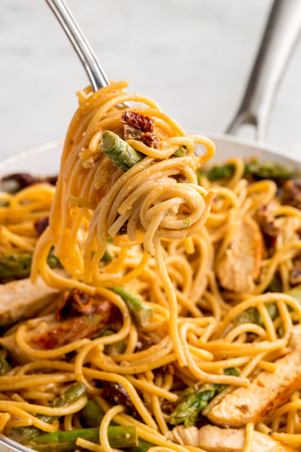 Asparagus, Sundried Tomato, and Chicken Spaghetti