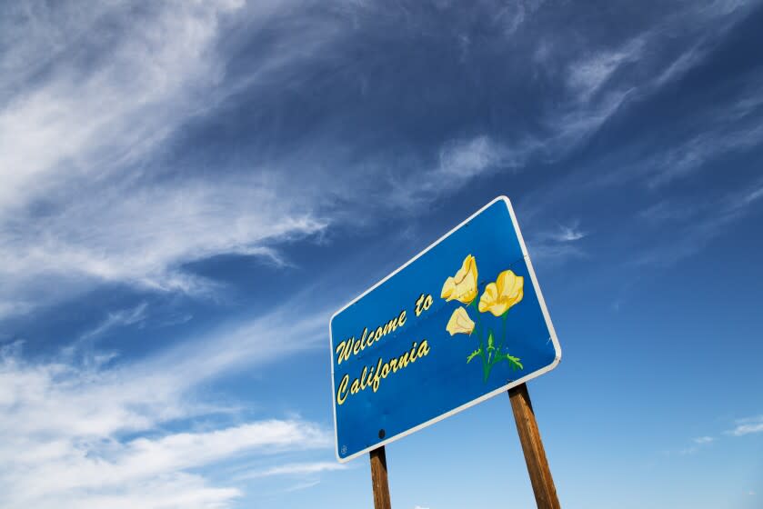 Welcome sign to California at the Oregon border.