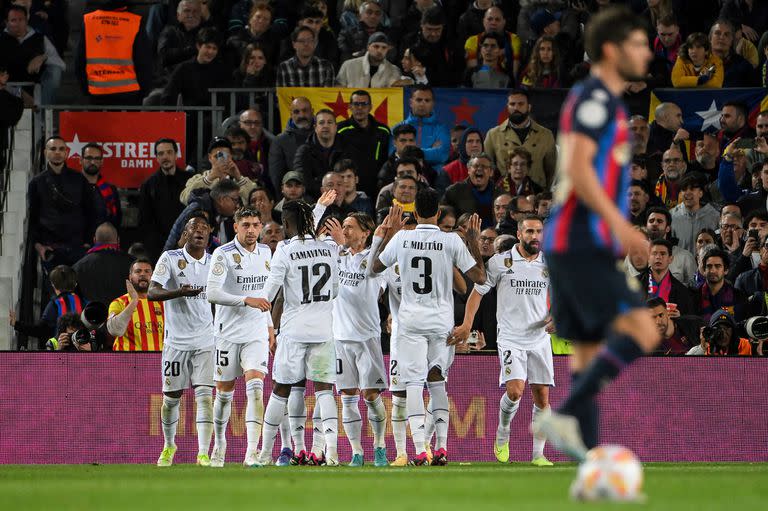 El festejo de Real Madrid y la desazón de Barcelona