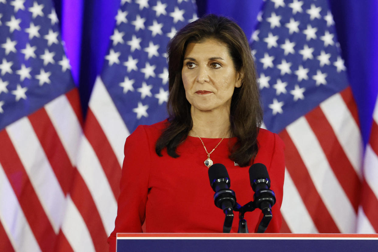 Nikki Haley va voter Donald Trump le 5 novembre 2024.