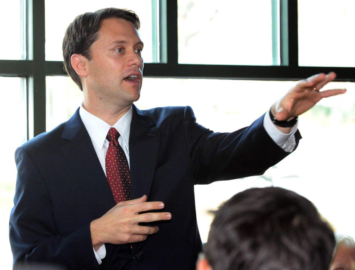 Georgia Gubernatorial Candidate Jason Carter Meets With Constituents (Chris McKay / Getty Images)