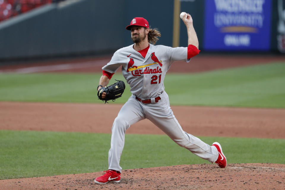 St. Louis Cardinals pitcher Andrew Miller throws during an intrasquad practice baseball game at Busch Stadium Thursday, July 9, 2020, in St. Louis. (AP Photo/Jeff Roberson)