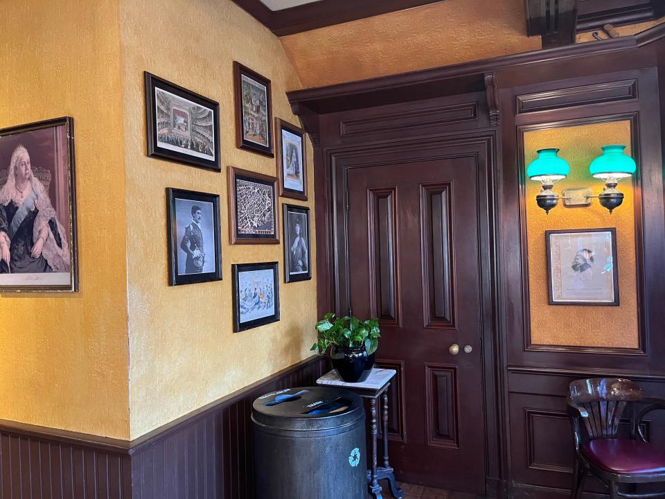 interior shot of rose and crown pub in epcot's world showcase