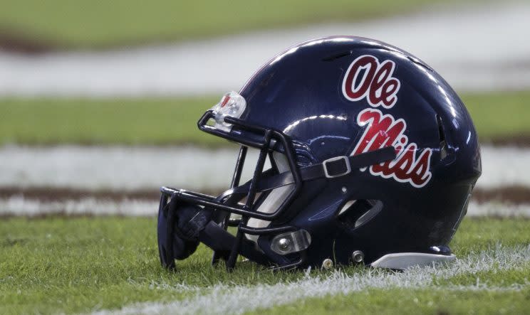 Barney Farrar's attorney believes that Ole Miss has 'thrown him under the bus.' (AP)