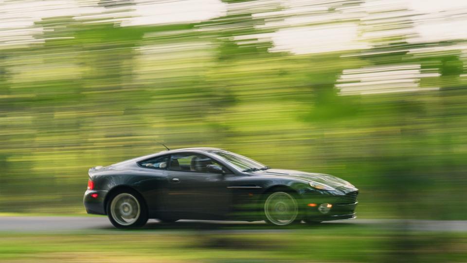 aston martin vanquish