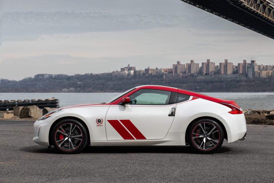 <p>That distinct two-tone livery comes from the 240Z race car of 1970.</p>