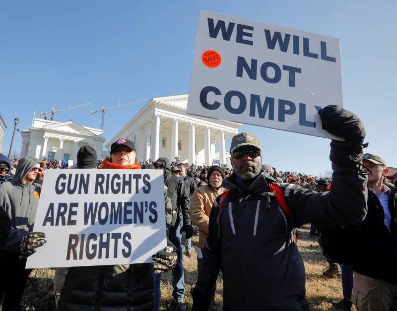 Gun supporters gather in Richmond, Virginia