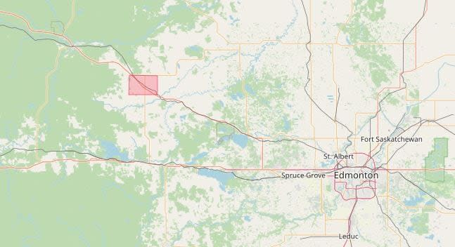 An emergency alert has been issued by Alberta RCMP for the Mayerthorpe area. The area in pink shows the areas covered by the advisory. 