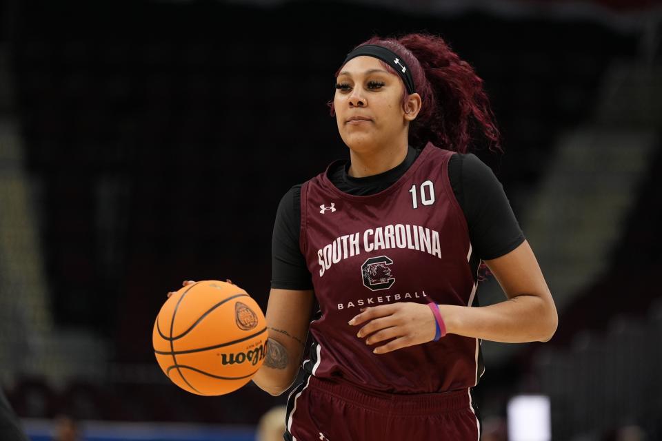 South Carolina's Kamilla Cardoso dribbles during a practice for an NCAA Women's Final Four semifinals basketball game Thursday, April 4, 2024, in Cleveland. (AP Photo/Morry Gash)