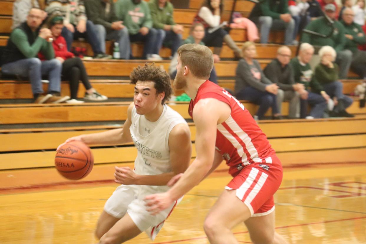 Oak Harbor's Ethan Stokes