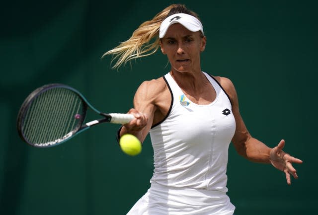 Lesia Tsurenko wore Ukrainian colours during her second-round win 