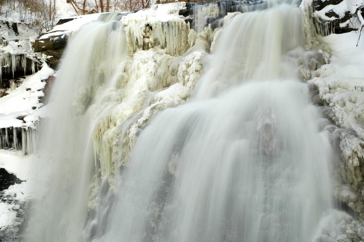 Partially frozen Brandywine Waterfalls.