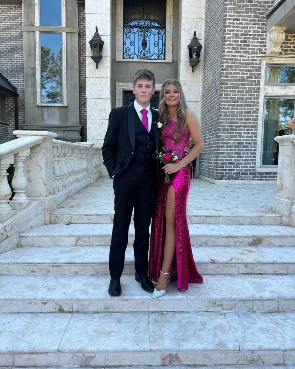 Jamie Lynn Spears Sends Daughter Maddie to Prom in Pink Dress