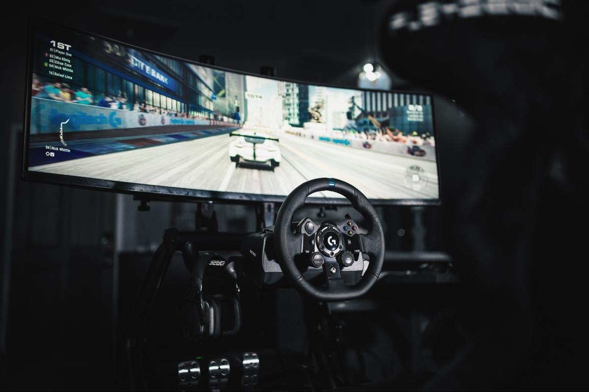 Logitech G G923 Racing Wheel and Pedals review - immersive force