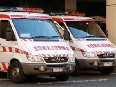 <p>Paramedics left to eat lunch as woman lay dying</p>