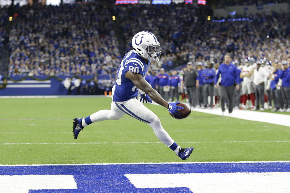 Indianapolis Colts wide receiver Chester Rogers (80) scores a winning touchdown during the second half of an NFL football game against the New York Giants in Indianapolis, Sunday, Dec. 23, 2018. (AP Photo/AJ Mast)
