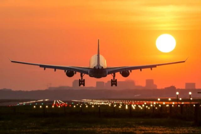 United Airlines' new flight school is training women of color to