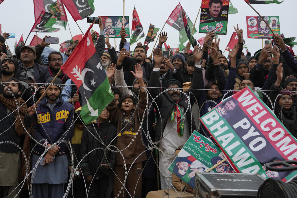 Supporters of Pakistan People's Party attend a election campaign rally, in Bhalwal, Pakistan, Wednesday, Jan. 24,2024. (AP Photo/Anjum Naveed)
