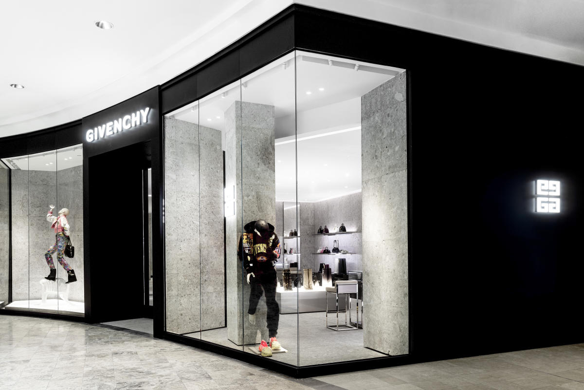 louis vuitton's new york soho store set to re-open