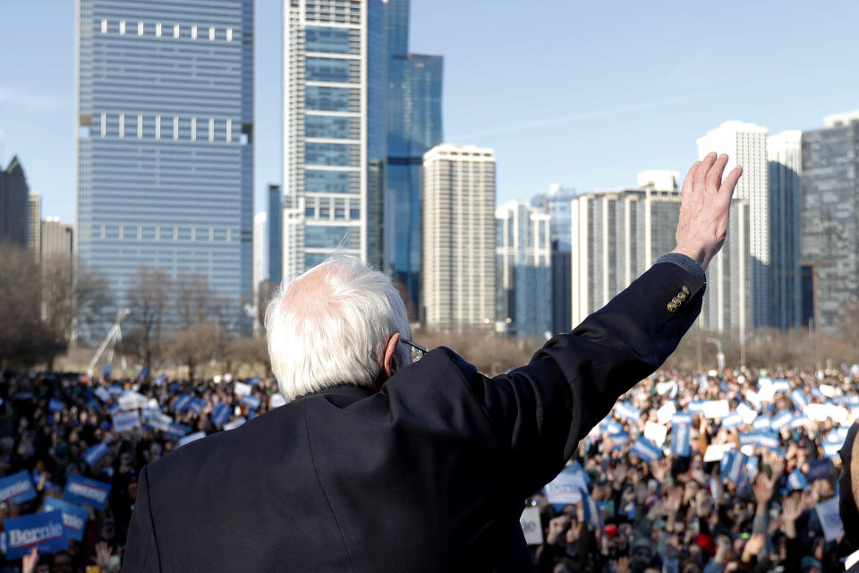 Sen. Bernie Sanders (I-Vt.) waves to supporters after a campaign rally in Chicago's Grant Park on March 7. (Photo: ASSOCIATED PRESS)