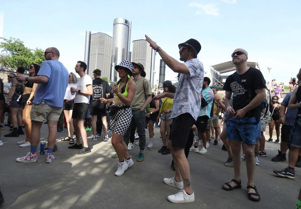 Fans listen to DJ Ash Lauryn perform during the annual Movement festival Sunday, May 29, 2022 at Hart Plaza.