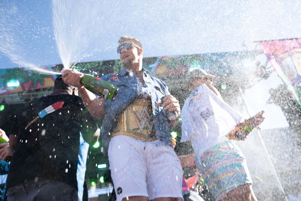 Rob Gronkowski parties onstage at Gronk Beach.