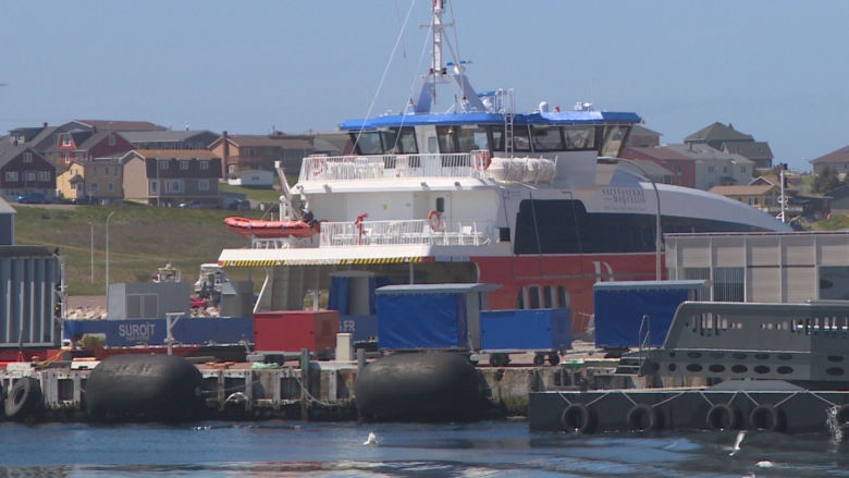 Saint-Pierre ferry moving tourists but no cars, as dock dispute continues