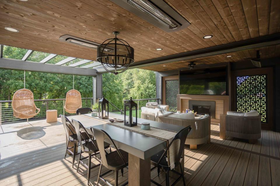 <p>Courtesy of Premier Outdoor Living</p>