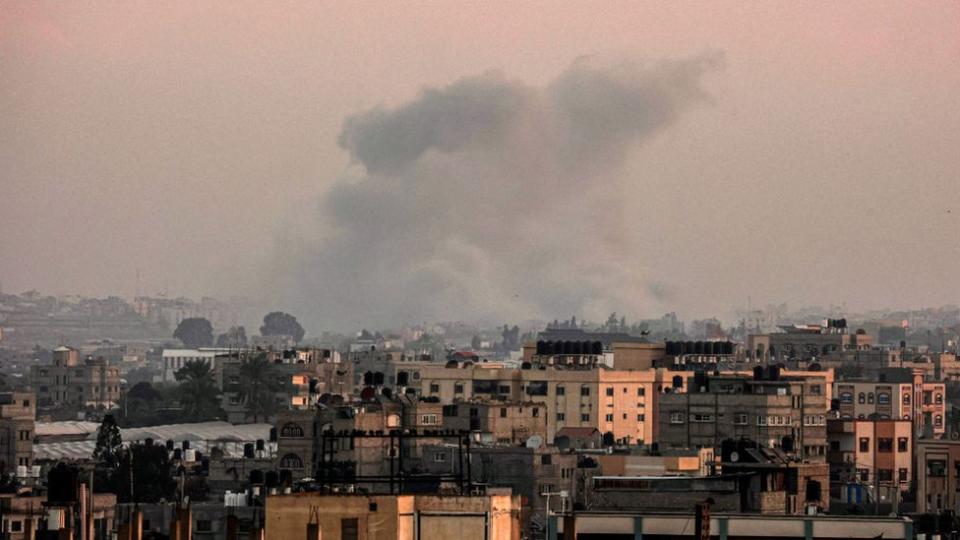 Smoke billows over Khan Yunis following an Israeli strike