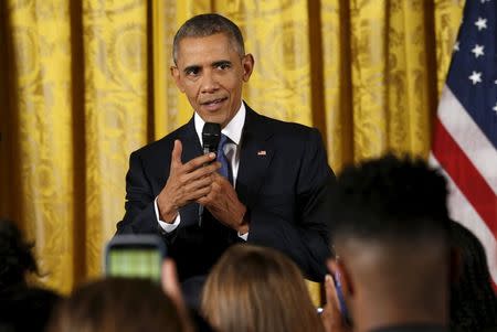 U.S. President Barack Obama speaks to college-bound students at a "Reach Higher" initiative event hosted by the first lady at the White House in Washington July 23, 2015. REUTERS/Kevin Lamarque