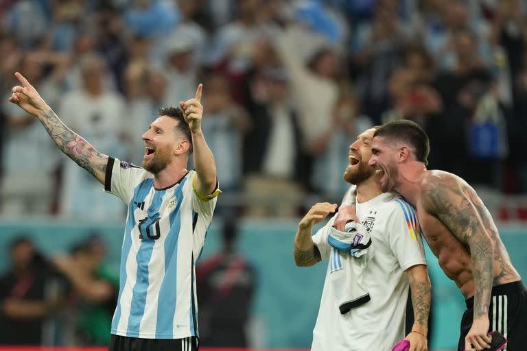 Argentina vs Australia, por los octavos de final de la copa del mundo Qatar 2022, en el Ahmad Bin Ali Stadium 
Lionel Messi 