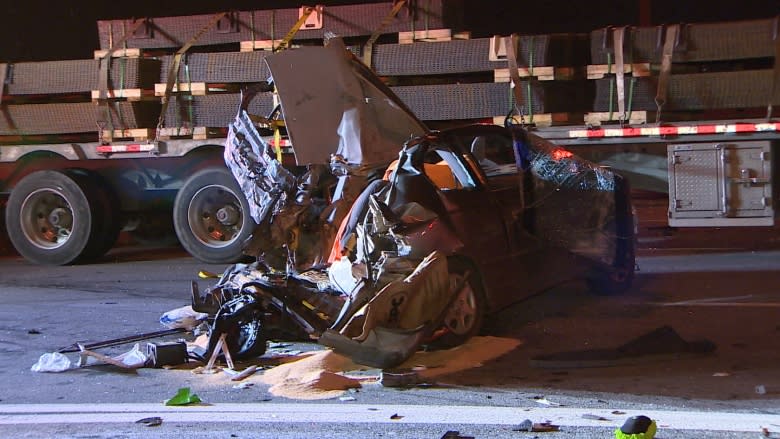 Toronto man, 56, killed in 'devastating' Highway 401 crash with transport truck