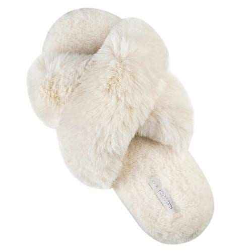 30) Plush Fleece Slippers