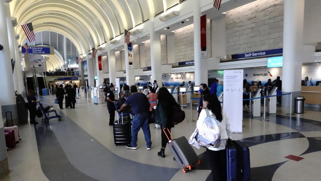 Los Angeles International Airport (LAX)