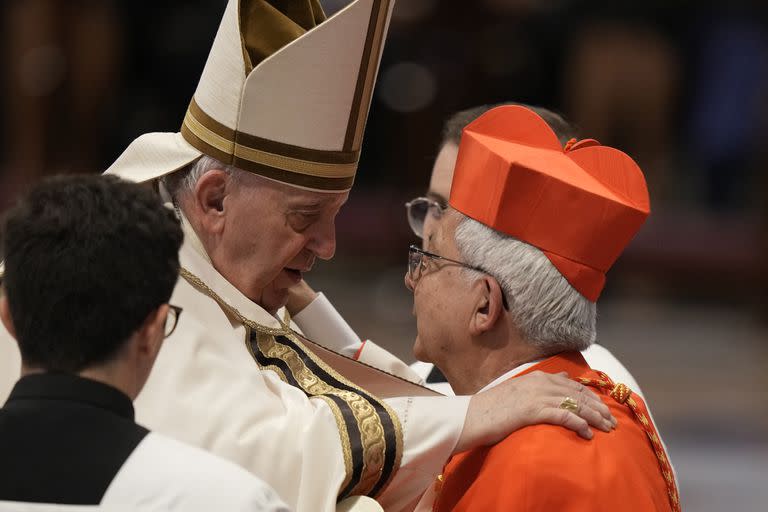 El Papa junto al primer cardenal paraguayo Adalberto Martinez Flores