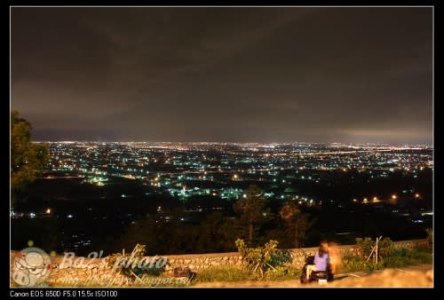 高雄.阿蓮-大崗山超峰寺(如寶石般的閃亮夜景)