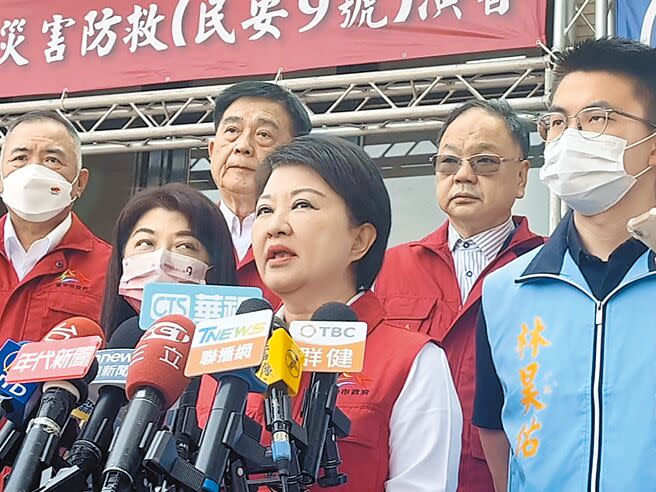 大陸對台灣產品展開貿易壁壘調查，台中市長盧秀燕表示，此舉對台灣的整體經濟情勢會造成多大的衝擊，將持續觀察、了解與評估。（潘虹恩攝）