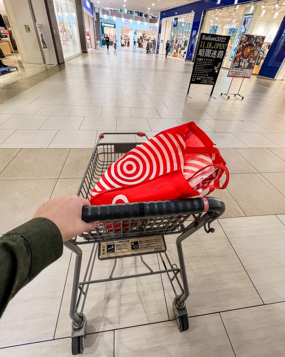 shopping cart in japanese mall