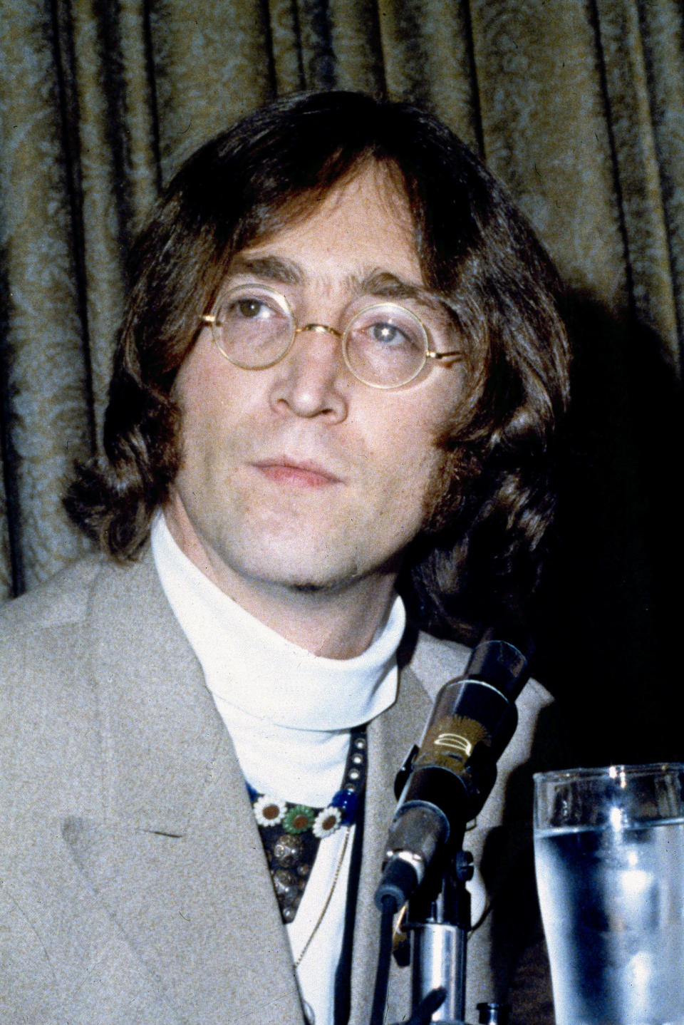 John Lennon a New York, 13 maggio 1968. AP Photo/John Lindsay)