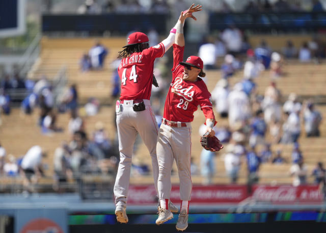 Reds beat Dodgers 9-0 on homers by De La Cruz and Votto, grab NL Central  lead over Brewers - ABC News