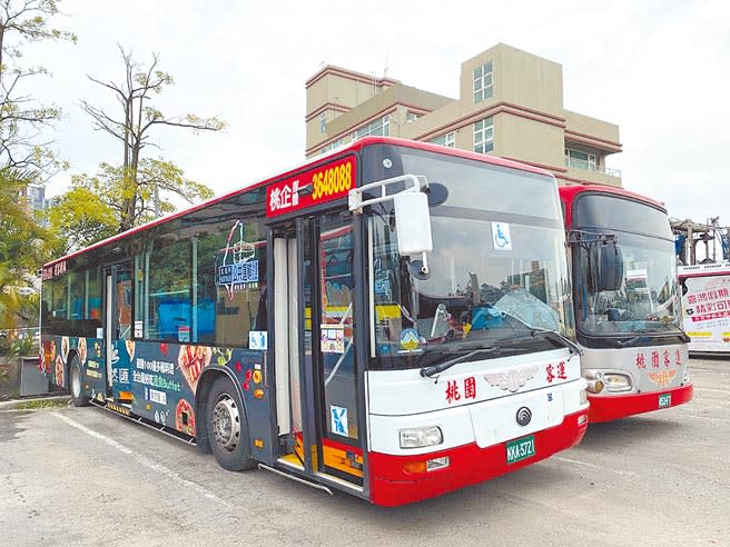 疫情嚴峻，市區公車部分駕駛閒置，桃園市政府創全國之先，推出「防疫駕駛」。（蔡依珍攝）