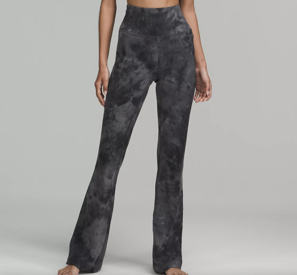 <p><a href="https://go.redirectingat.com?id=74968X1596630&url=https%3A%2F%2Fshop.lululemon.com%2Fp%2Fwomen-pants%2FGroove-Pant-Flare-Nulu-MD%2F_%2Fprod10900105&sref=https%3A%2F%2Fwww.womenshealthmag.com%2Ffitness%2Fg40447198%2Flululemon-july-fourth-sale%2F" rel="nofollow noopener" target="_blank" data-ylk="slk:Shop Now;elm:context_link;itc:0;sec:content-canvas" class="link ">Shop Now</a></p><p>Groove Super-High-Rise Flared Pant Nulu</p><p>$79.00</p><p>lululemon.com</p>