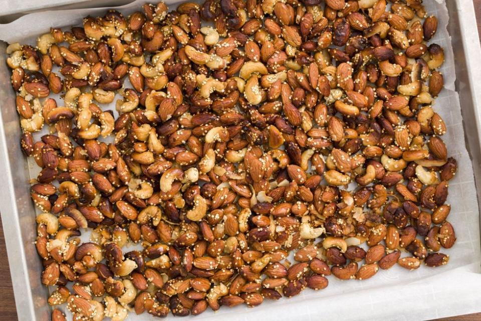 Sweet-n-Spicy Nuts