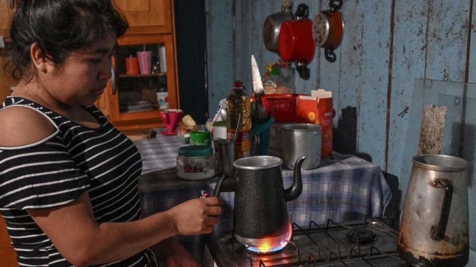 Mujer cocinando